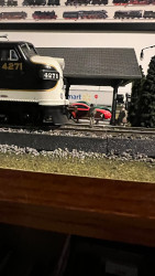 HO Scale A picture of a HO scale model train